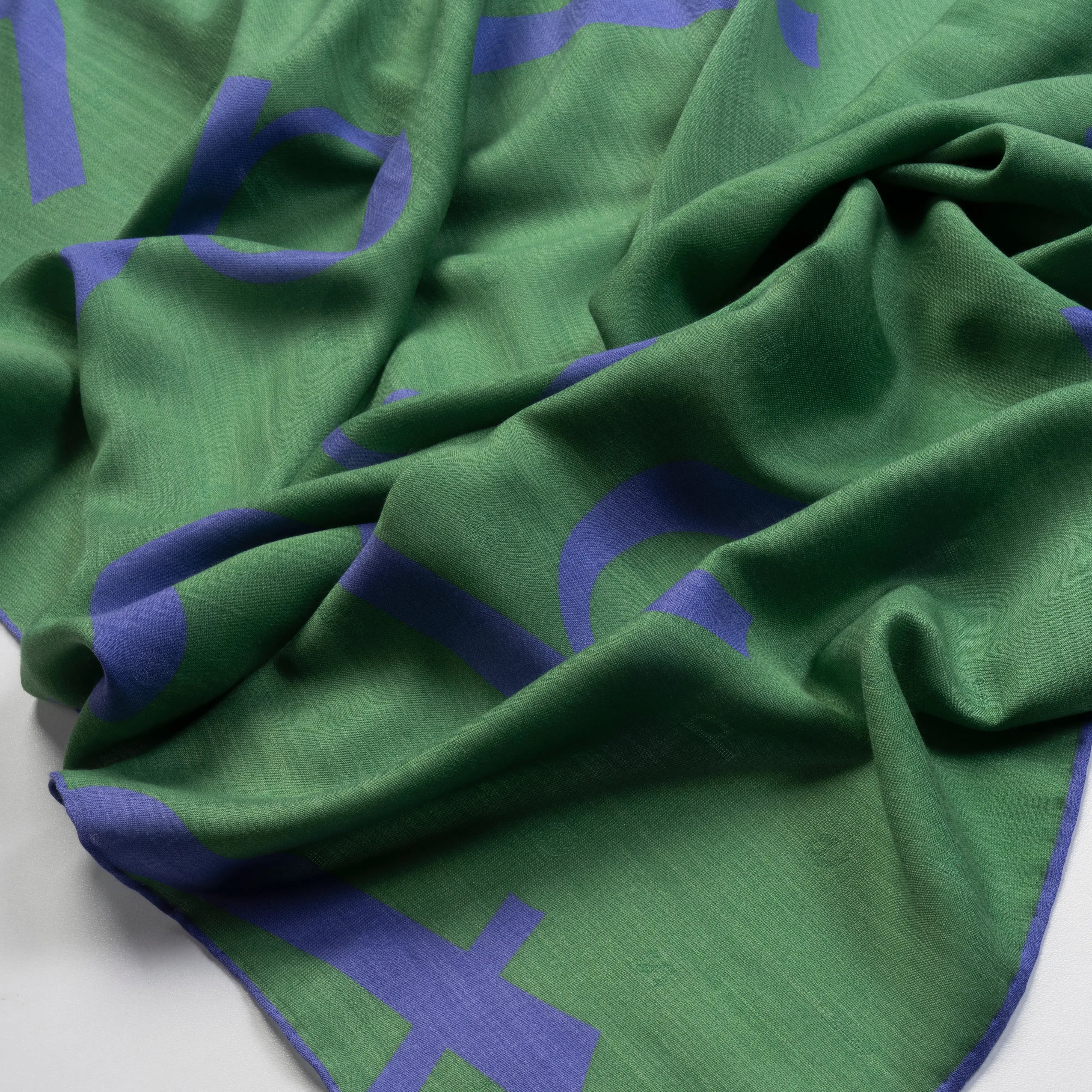 Sense the Pebble Stole